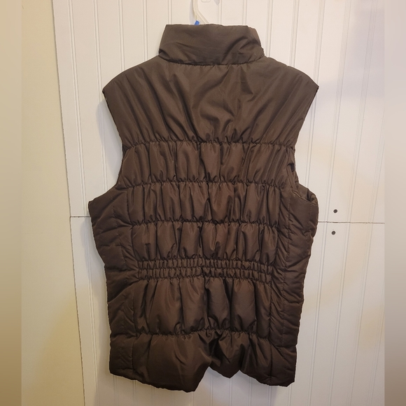 Women's Brown Climate Concepts Puffer Vest - Picture 2 of 3